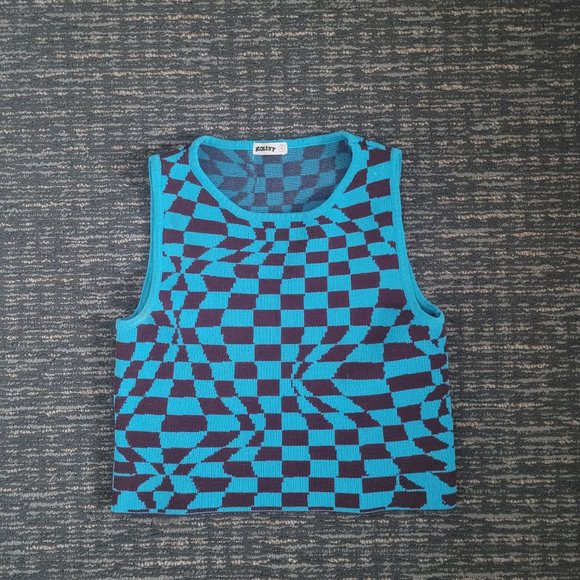 Blue Black Checkered Crop Tank Top - Picture 3 of 4